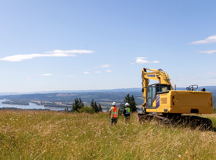 FUKE Se entregan gr&uacute;as portuarias FK-RTG50T y FK-STS50T para aumentar la eficiencia de la terminal